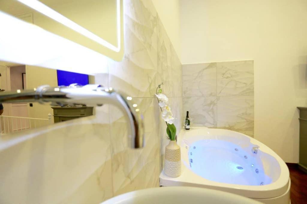 Atrhome Frattina Luxury Roma Ngoại thất bức ảnh